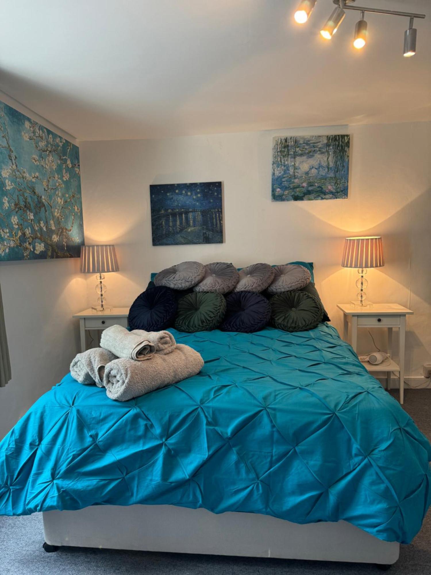 Beautiful Townhouse Next To Royal Victoria Park And Botanical Gardens Within Easy Walking Distance To Bath City Centre Dış mekan fotoğraf