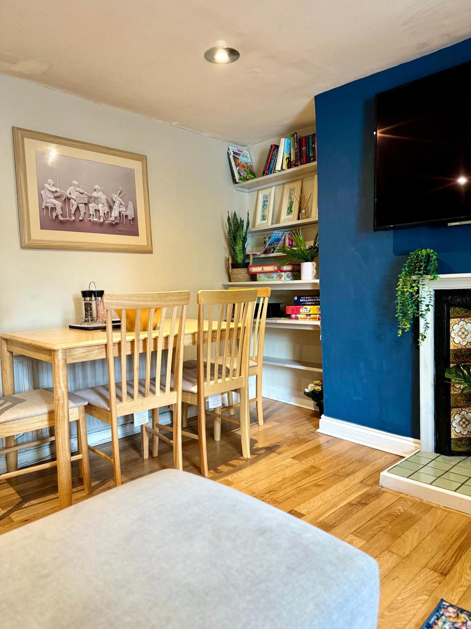 Beautiful Townhouse Next To Royal Victoria Park And Botanical Gardens Within Easy Walking Distance To Bath City Centre Dış mekan fotoğraf